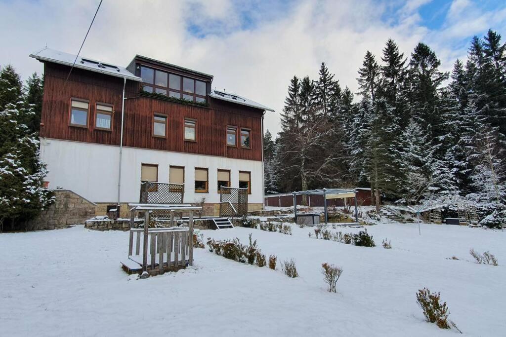 Ferienwohnung ERZGRÜN - Aktiv und entspannt im Grünen Zwönitz Exterior foto